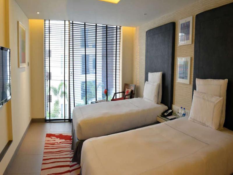 Hard Rock Hotel Goa Калангут Екстер'єр фото A room at the Park, Hyderabad