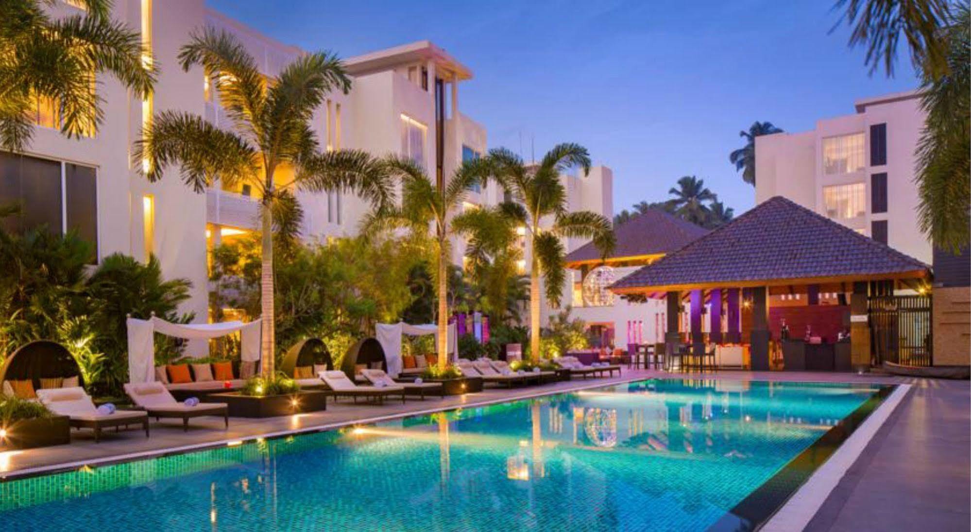 Hard Rock Hotel Goa Калангут Екстер'єр фото The pool at the W Retreat & Spa, Phuket