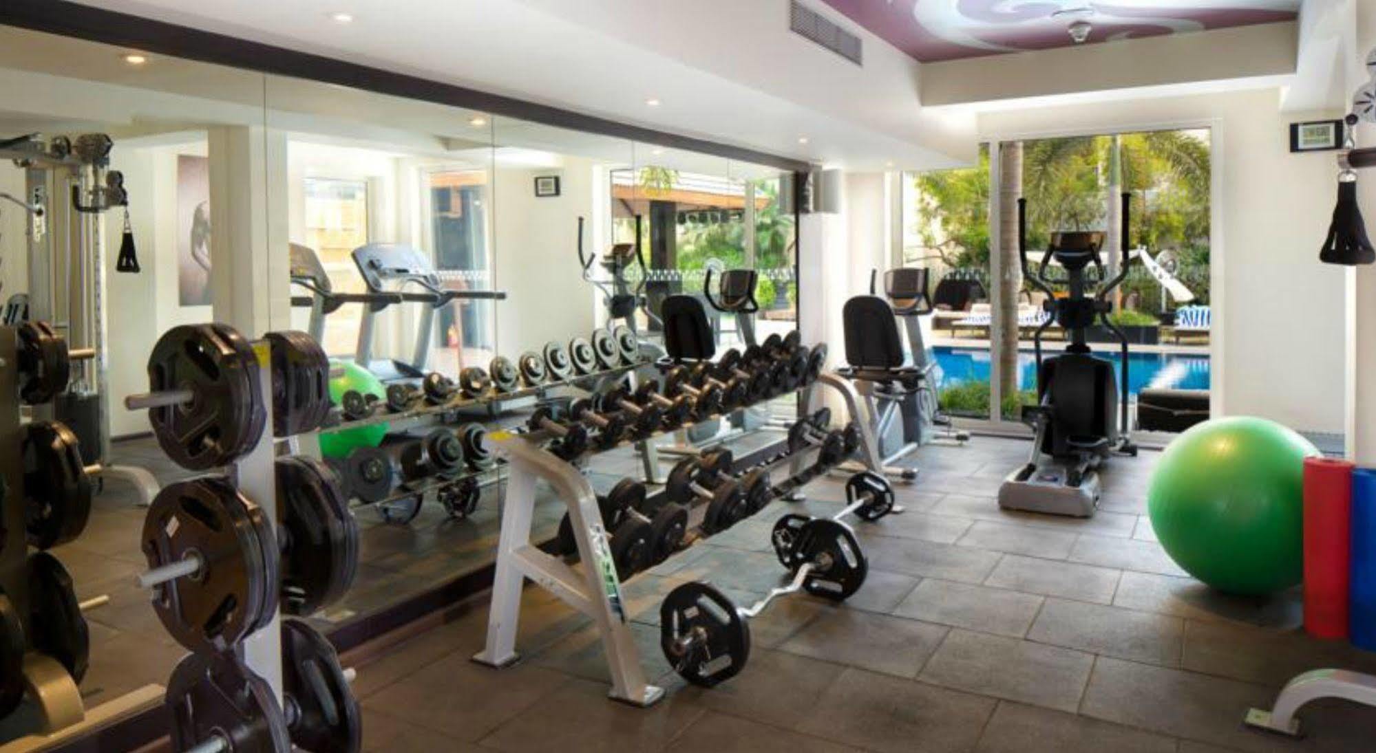 Hard Rock Hotel Goa Калангут Екстер'єр фото The gym at the hotel